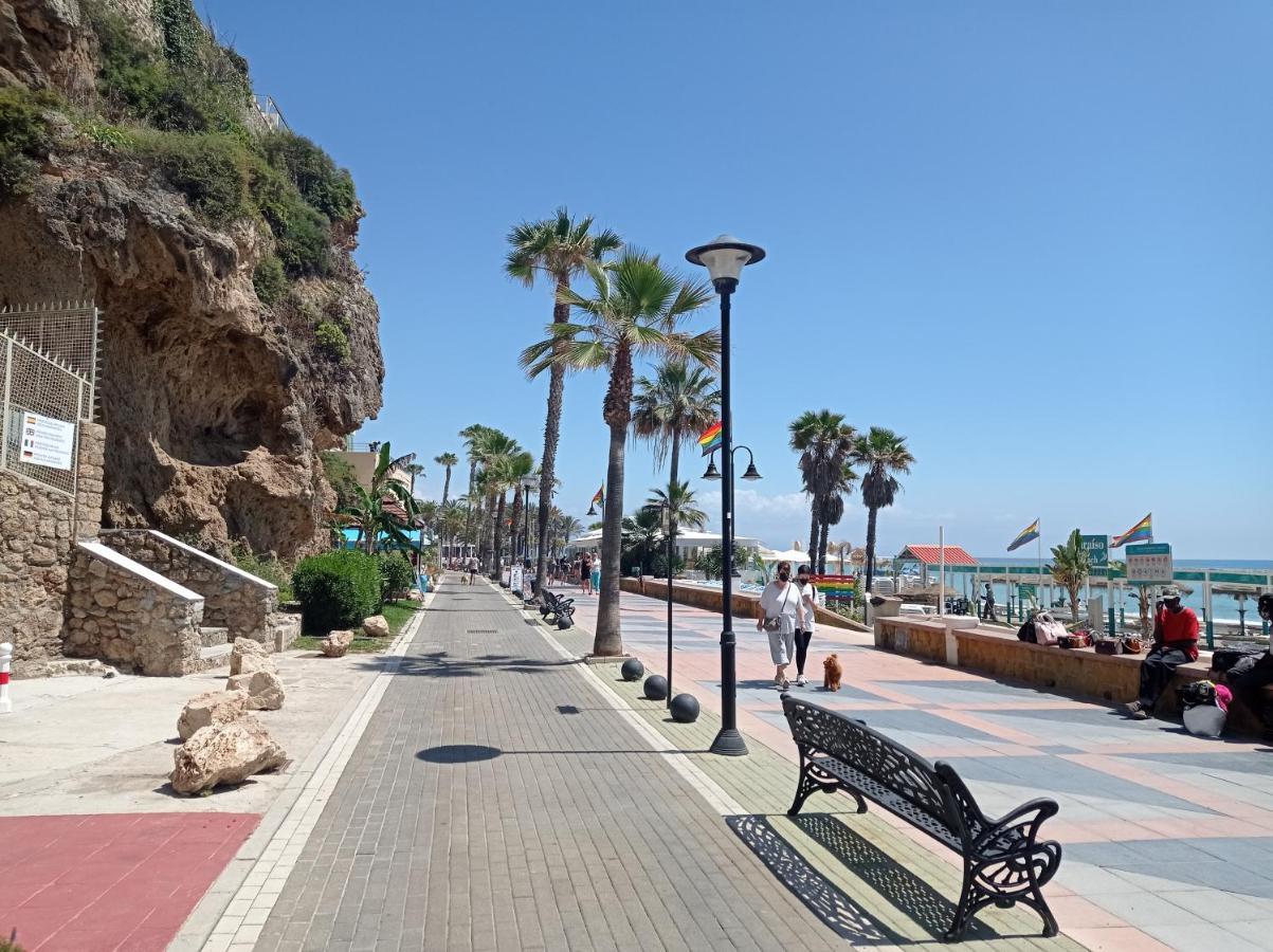 Ferienwohnung Turisstiko La Roca Chica 4 Torremolinos Exterior foto